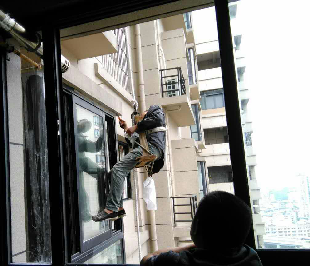 鄭州專門維修公司哪家專門處理門窗，鄭