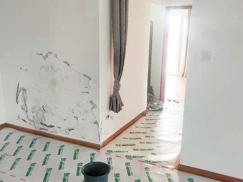 舊墻滲水翻修打底用什么材料？墻面滲水